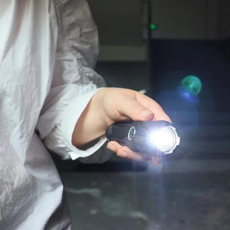 Đèn pin nhỏ gọn siêu sáng 3 chế độ tiện lợi Đèn pin LED siêu sáng sạc lại được | BigBuy360 - bigbuy360.vn