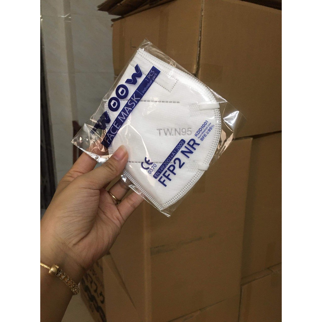 Khẩu Trang 3D 5 Lớp N95 Không Van , chống bụi , kháng khuẩn tốt( Hộp 20 Chiếc)