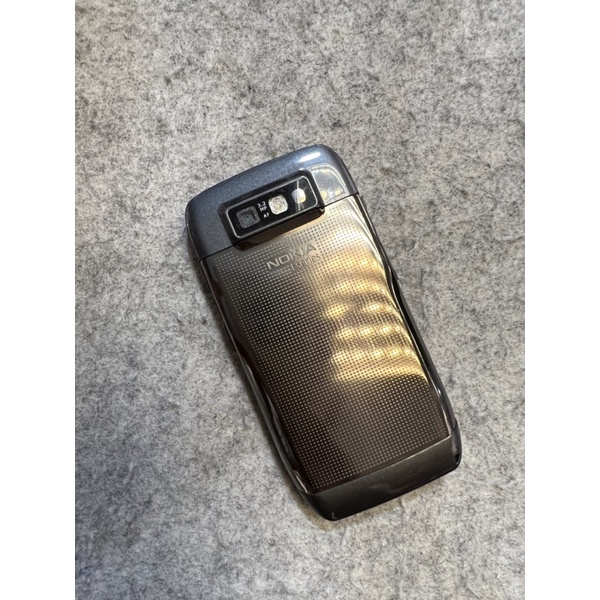 Điện thoại bàn phím Qwerty Nokia E71  Zin chính hãng