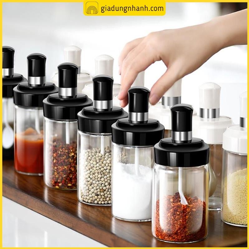 Lọ Đựng Gia Vị Thuỷ Tinh Kèm Thìa Tiện Lợi