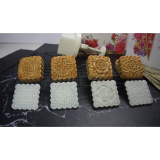 Khuôn trung thu lò xo vuông 125g 4 mặt hoa văn