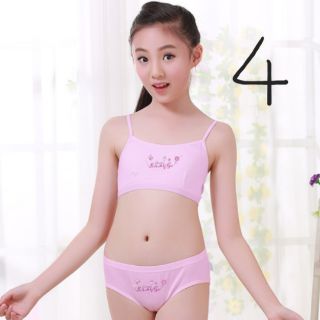 Bộ đồ lót cho bé mới lớn