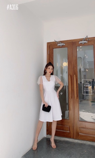 Đầm xoè trắng cổ V tay lưới ❤️FREESHIP ❤️Nhập MADEBY20 giảm 20k đơn trên 300k | WebRaoVat - webraovat.net.vn