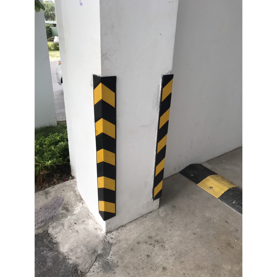 Thanh ốp cột cao su V dài 80cm chống va đập có phụ kiện đi kèm