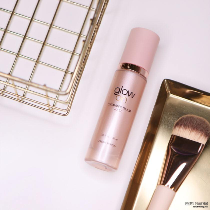 KEM LÓT BẮT SÁNG GLOW ON BASE SHIMMER GLAM