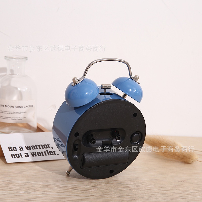 Đồng hồ báo thức cho bé có CHUÔNG ĐÔI TO, có đèn, đồng hồ kim loại hình cute đáng yêu – Lado Shop