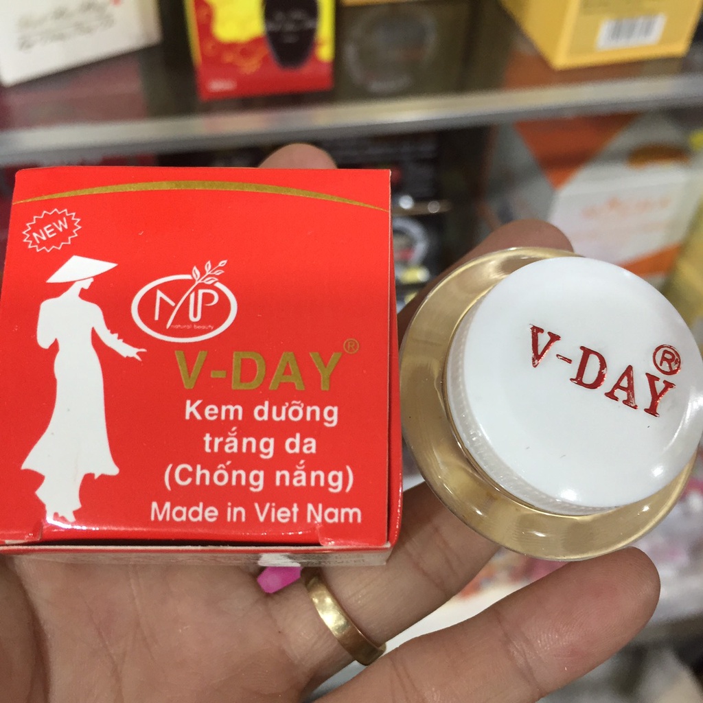 Kem V Day dưỡng trắng da chống nắng 10g
