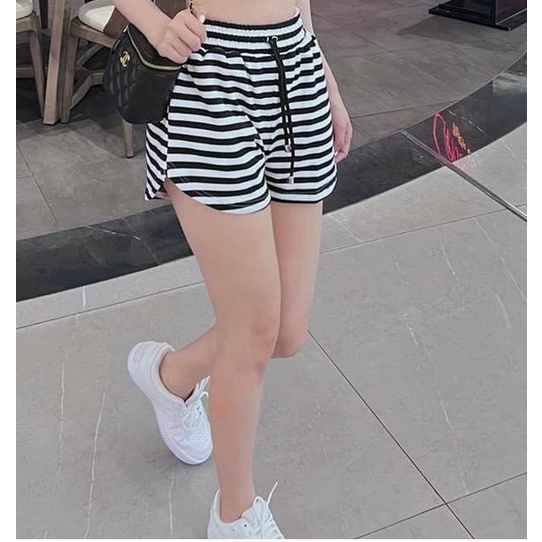 Quần đùi lưng thun sọc ngang cực xinh , chất thun gân mềm mịn alohashop91