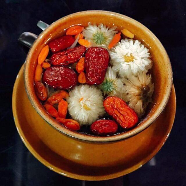 1KG TÁO ĐỎ TÂN CƯƠNG  SIZE TO