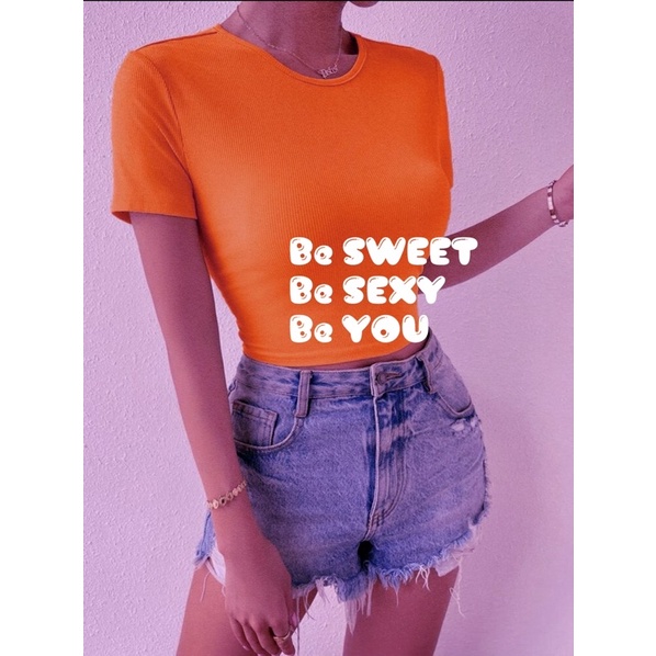 Áo thun crop top cột dây nơ phía sau siêu xinh