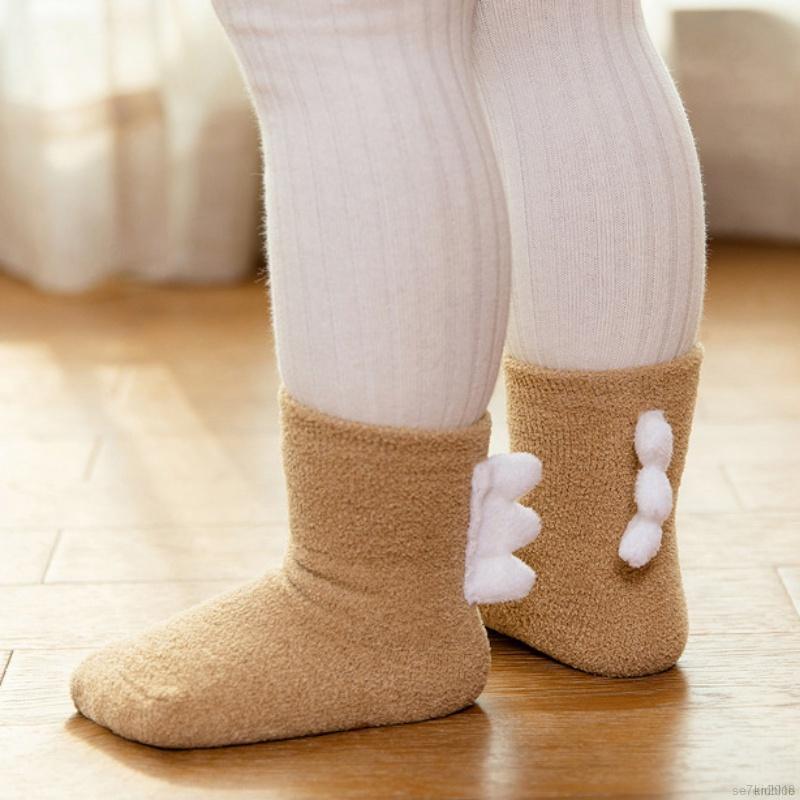 Vớ cotton chống trượt giữ ấm thiết kế dễ thương cho bé