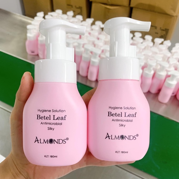 DUNG DỊCH VỆ SINH PHỤ NỮ LÁ TRẦU ALMONDS BETER LEAF