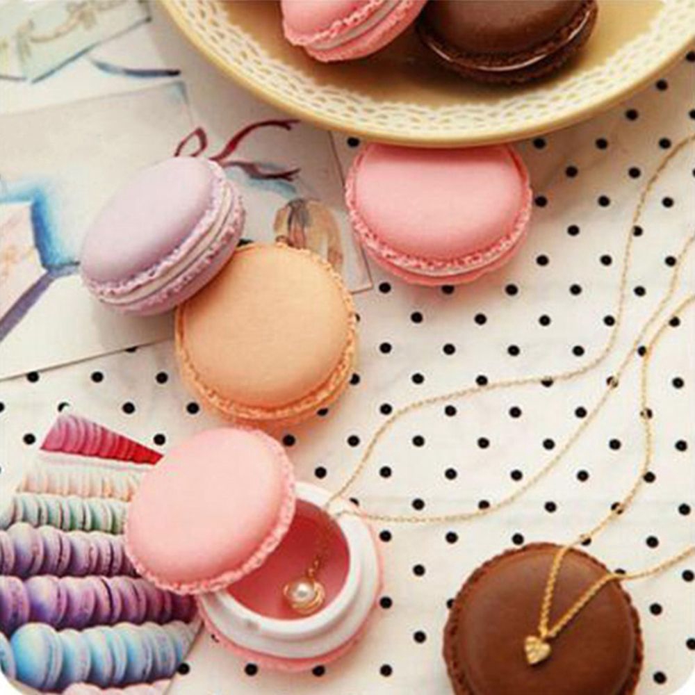 Hộp đựng trang sức hình bánh macaron màu ngẫu nhiên