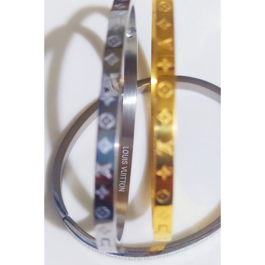 Vòng tay kiểu Louis Vuitton LV đủ 3 màu  loại cap cấp 2 size 3 màu