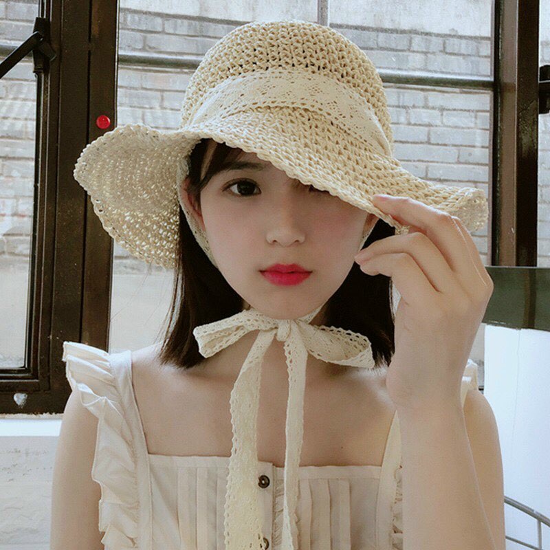 Mũ cói đi biển vành rộng thắt dây nơ ren trắng
