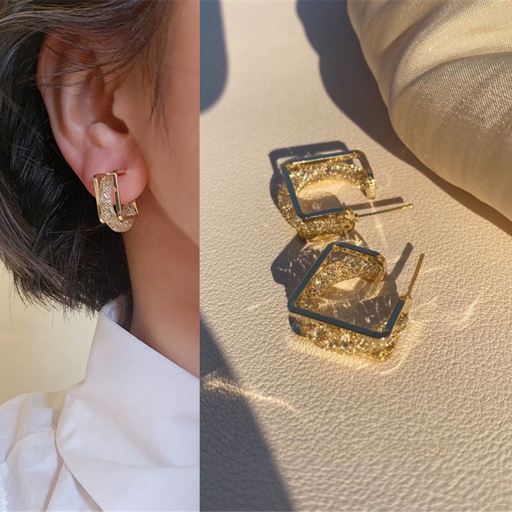 Khuyên Tai Hình Học Rỗng Thiết Kế Cá Tính Thời Trang Mới