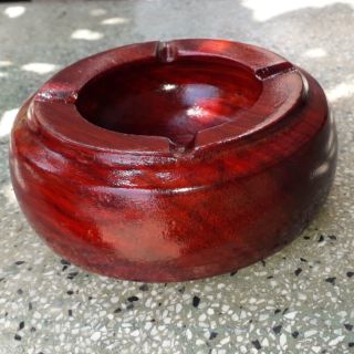 Gạt tàn gỗ hương nam phi