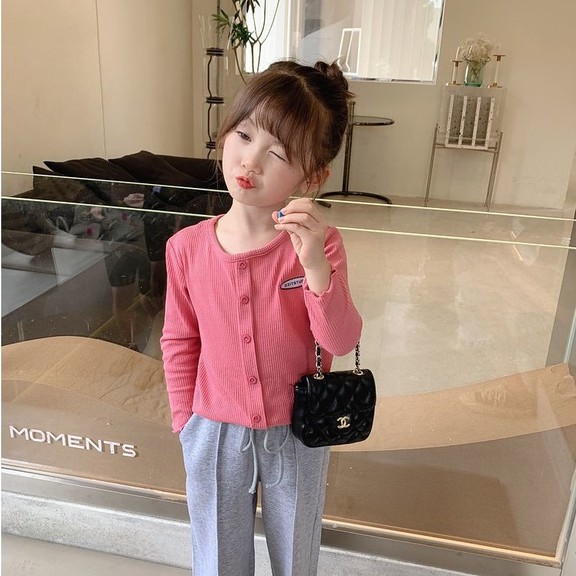 Áo thun tay dài cổ tròn mềm mại thoáng khí màu đỏ hồng cho bé gái