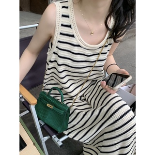 622187#Đầm Dệt Kim Sát Nách Dáng Rộng Cổ Tròn Xẻ Tà Họa Tiết Kẻ Sọc Thời Trang Cho Nữ