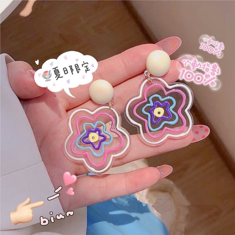 Bông tai hình hoa trong suốt màu sắc nổi bật