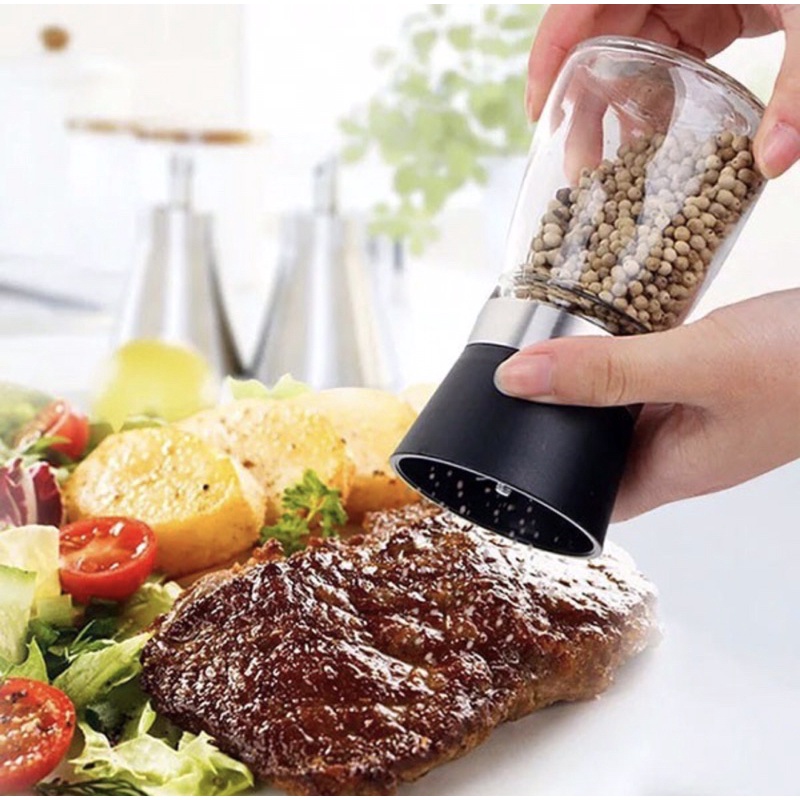 xay tiêu thuỷ tinh mini cầm tay thiết kế tiện dụng giúp xay và rắc tiếu trực tiếp