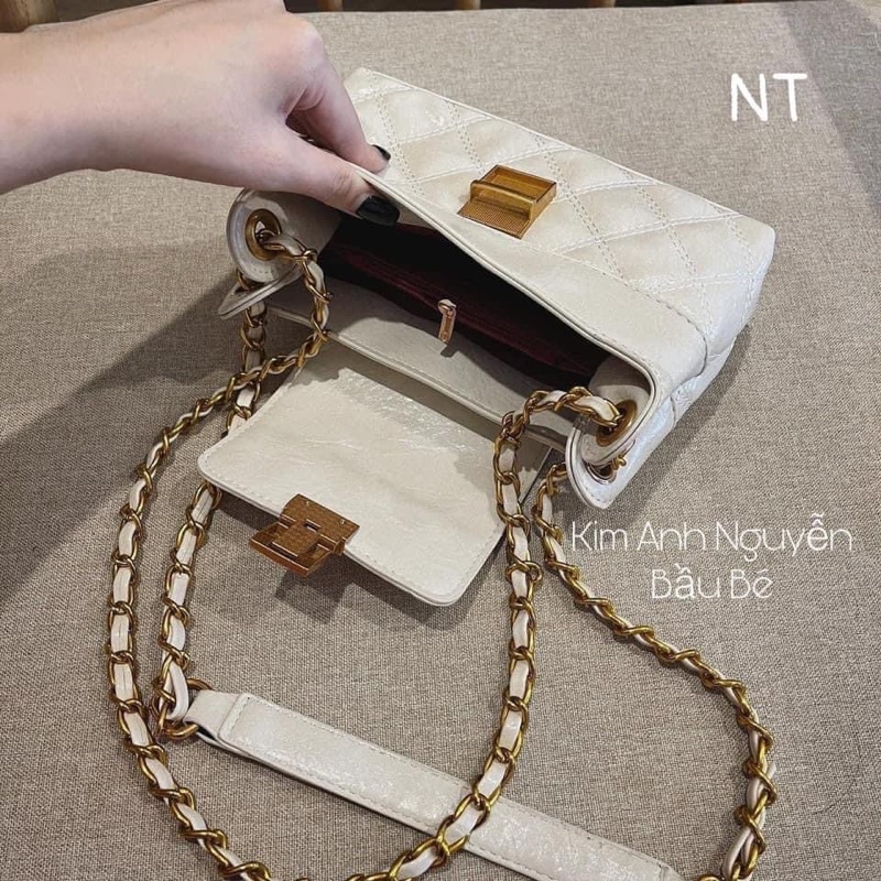 Túi xách trám khoá mờ