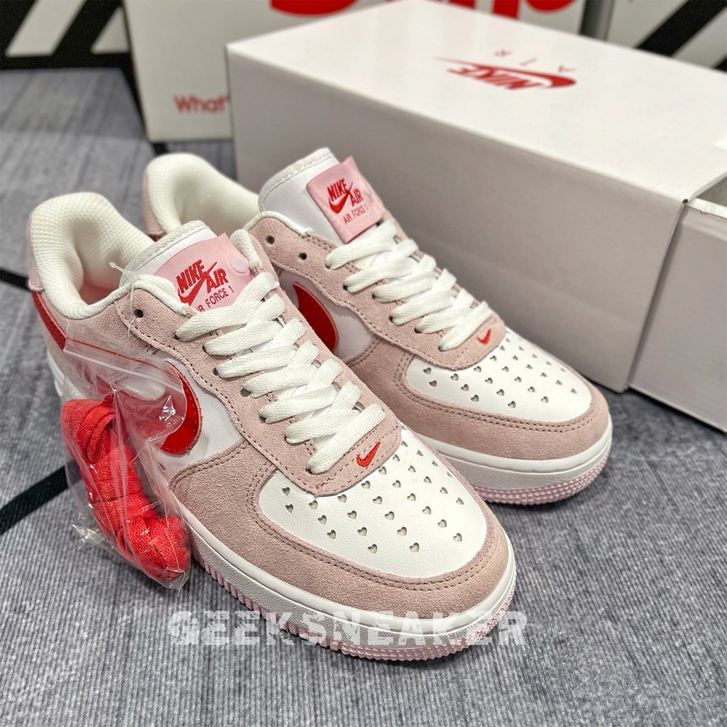 [GeekSneaker] Giày thể thao Air Force 1 - QS Valentine's Day Love Letter