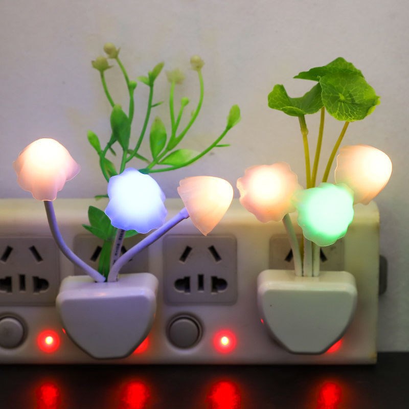 Đèn ngủ NẤM 3 CÂY cảm ứng ánh sáng nhỏ gọn, tiện lợi cho phòng