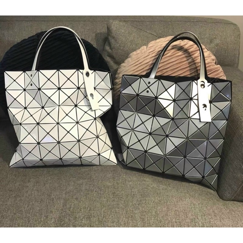 TNS-Túi tote form vuông  BaoBao tote bag--thiết kế độc đáo tone trắng xám sang chảnh