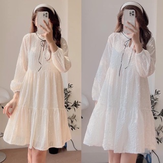 Váy babydoll dài tay chất ren hạt nhẹ nhàng, nữ tính