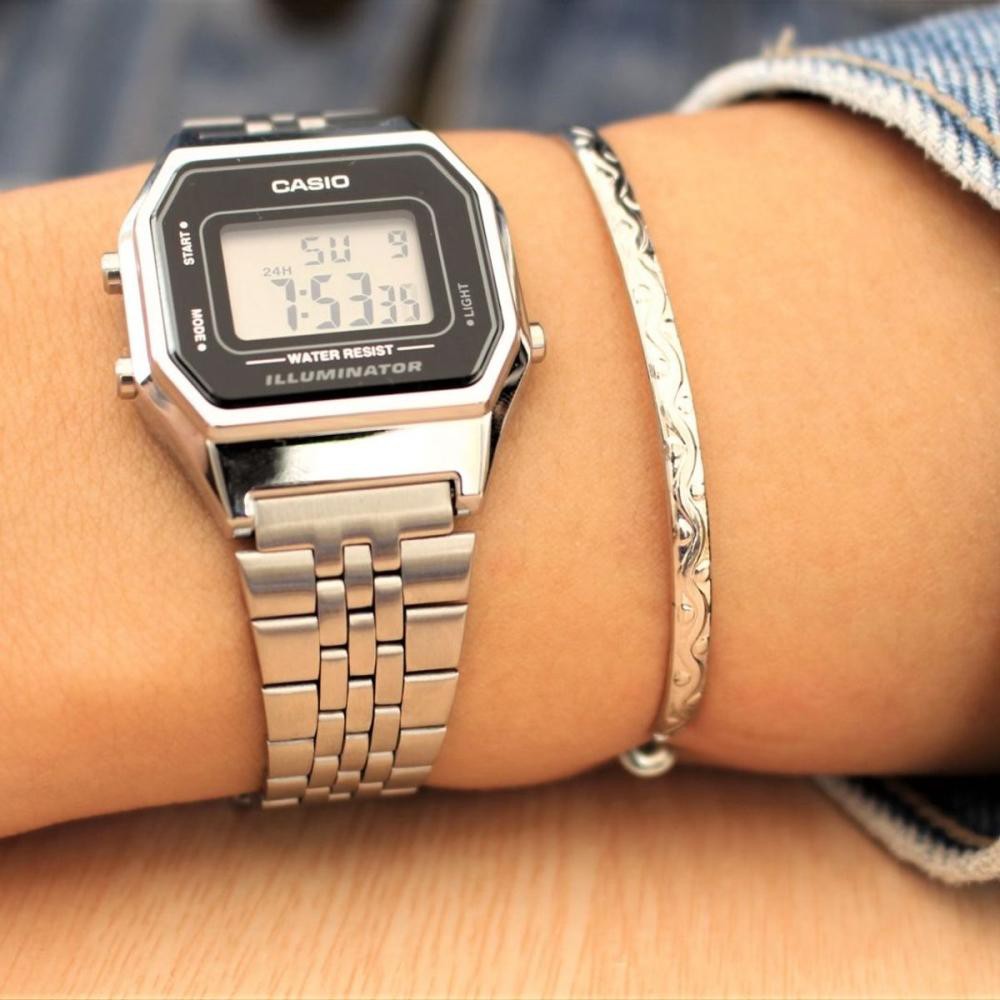 Đồng hồ nữ dây kim loại Casio Anh Khuê LA680 Series