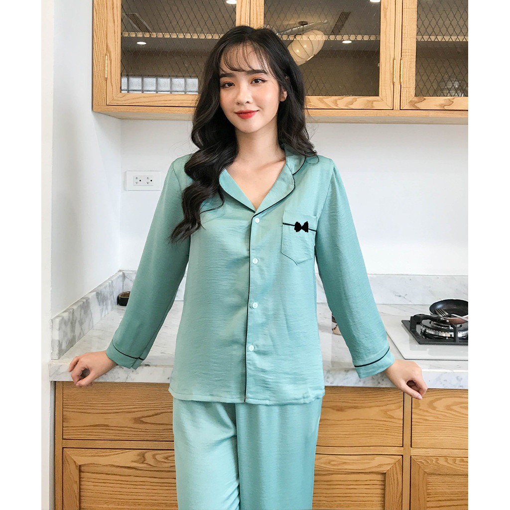 Bộ Lụa SATIN Dài Tay, Đồ Bộ Sau Sinh Chất Mềm Mịn Màu Sắc Sang Trọng Màu Xanh mint.