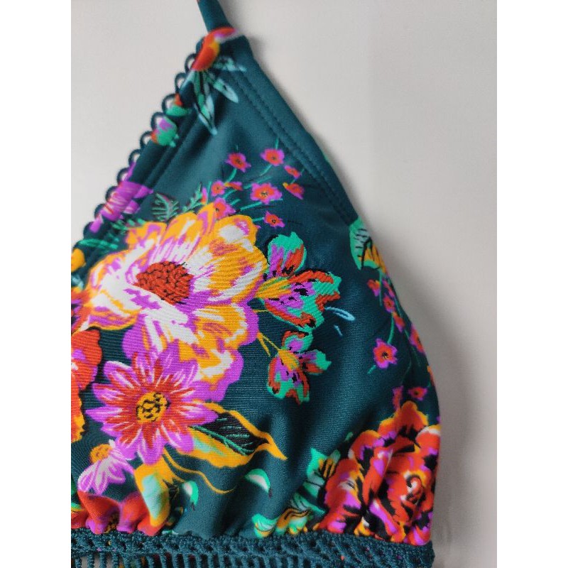 Bikini hai mảnh nữ đi biển đẹp xuất khẩu hoa xanh 3D ren chống nắng SPF50+ XHIS01 AMGOBET