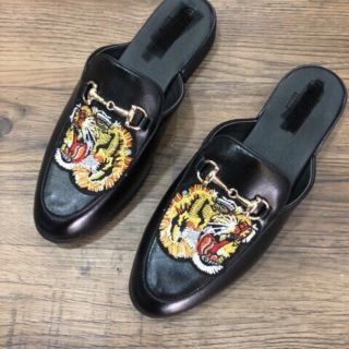 Sục nam thêu hổ mới về