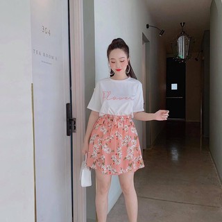 Áo thun nữ cổ tròn màu trắng in chữ flower dlx
