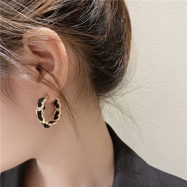 2022 Bông Tai Tròn Đơn Giản