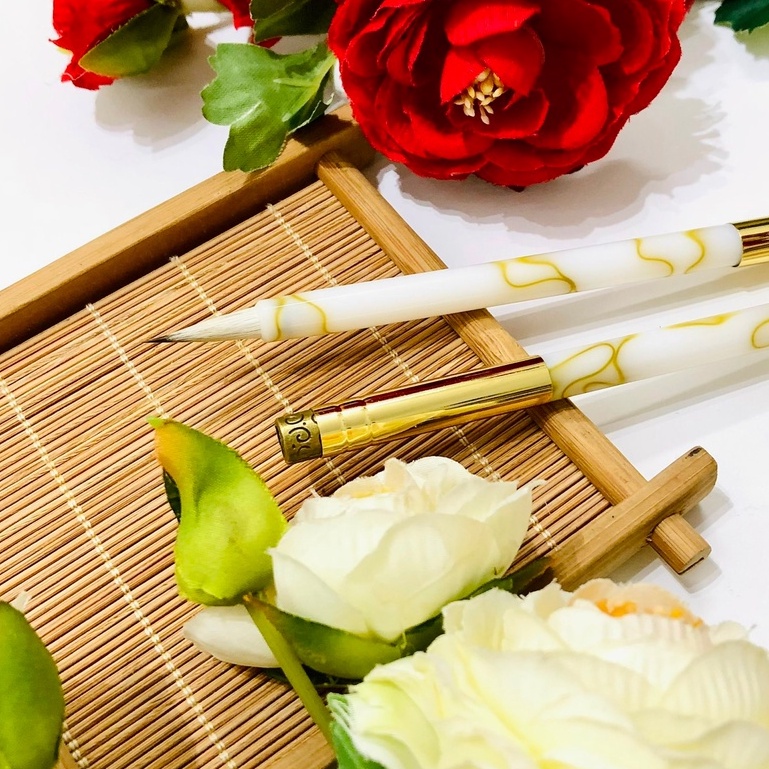 Cọ thư pháp Mộc Lan Hoa Lệnh cán sứ - Bút Ý Hiên