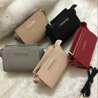 Giỏ sách mk đeo chéo cực xinh chất da hàng quảng châu đẹp từ fom đến chất có kèm dây đeo dây da dạng dây nịt ......l.lll