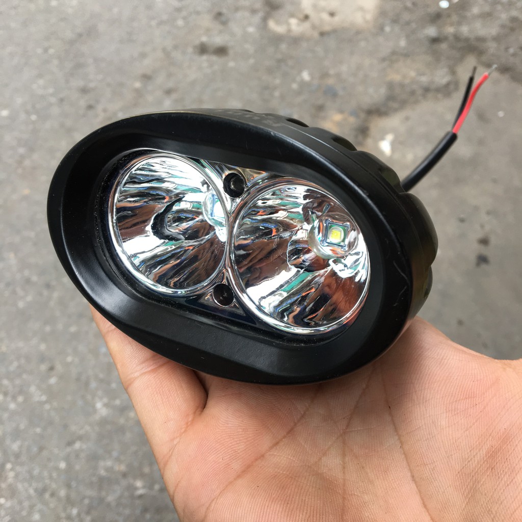 Đèn trợ sáng L2- 20w chip led Cree dùng điện 12v, 24v, 36v, 48v (gắn xe điện, xe máy)