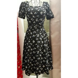 Đầm cổ vuông-nhiều mẫu