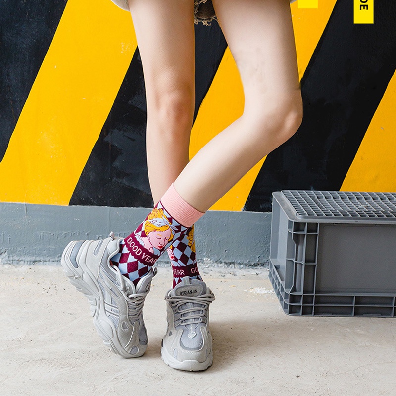 Vớ cotton in hình nhân vật hoạt hình dễ thương cho nữ