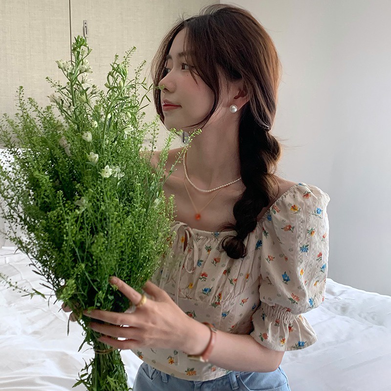 Áo Kiểu Chiffon Cổ Vuông Tay Ngắn Phối Dây Cột In Họa Tiết Hoa Xinh Xắn Cho Nữ