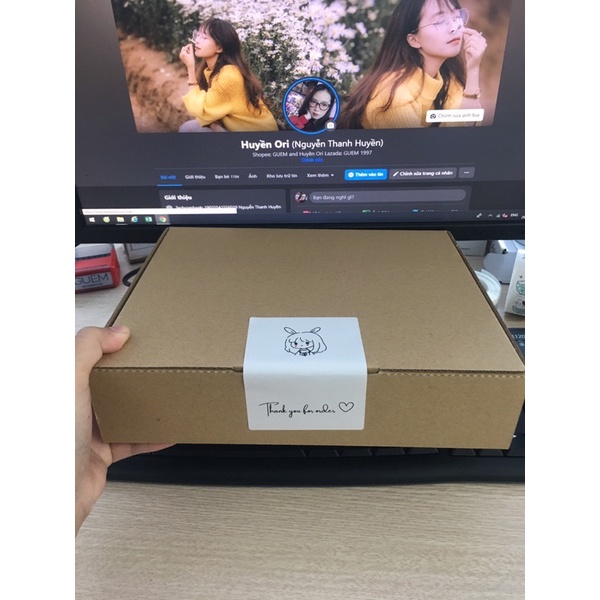 20 tem decan dán niêm phong thank you dán cạnh hộp hàng  Huyền Ori