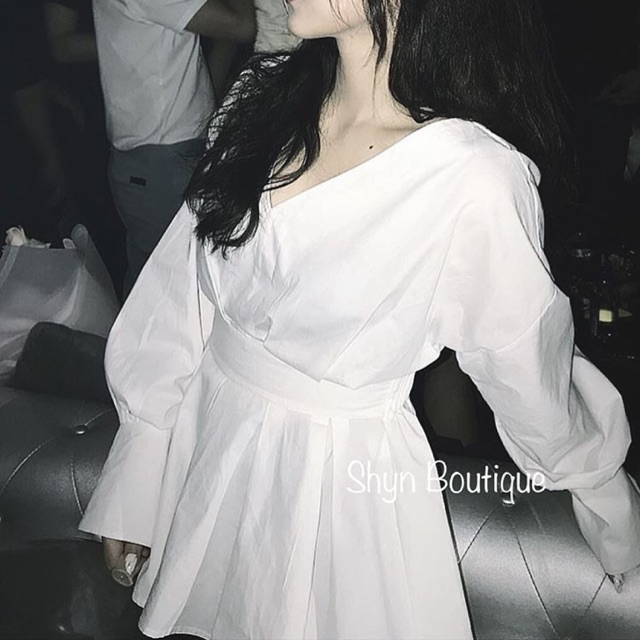 Áo sơ mi trắng chiết eo ❤️