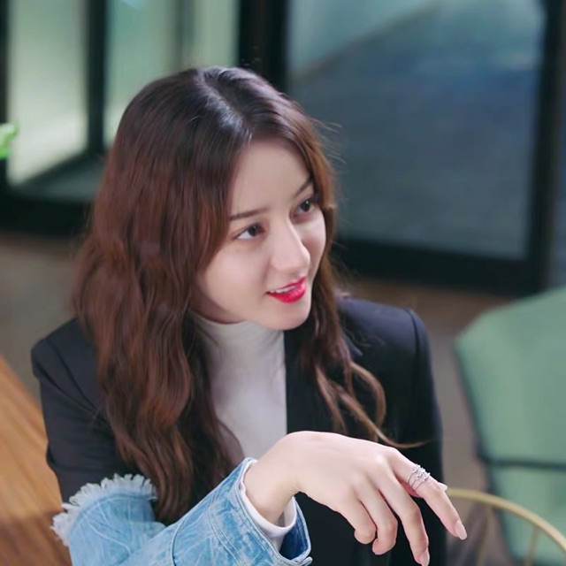 Áo khoác vest phối jeans Địch Lệ Nhiệt Ba