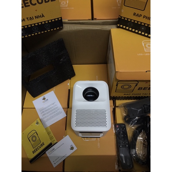 Máy Chiếu Mini BeeCube X2 Max Chính Hãng - Full HD 1080P – Hệ Điều Hành Android – Bảo Hành 12 Tháng