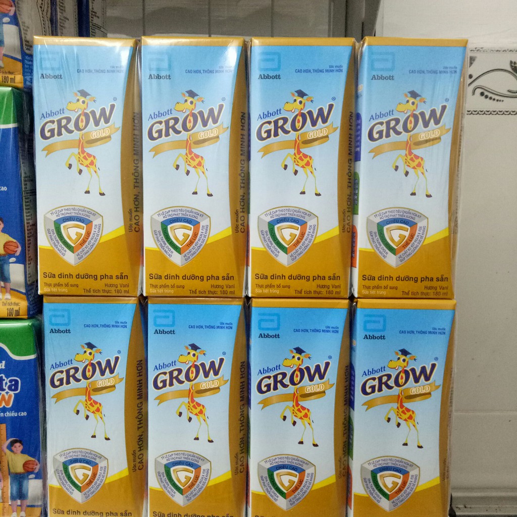 Sữa Abbott Grow hươu cao cổ pha sẵn 180ml - Thùng 48 hộp