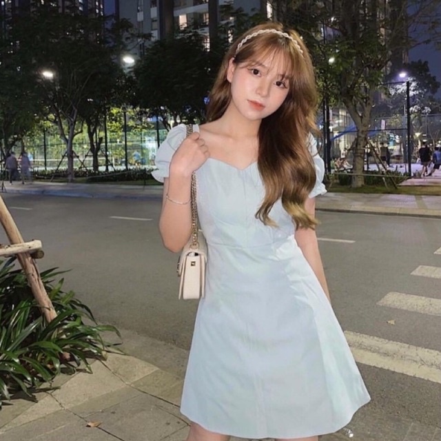 Váy xanh mint tay phồng cổ vuông thời trang Hàn Quốc