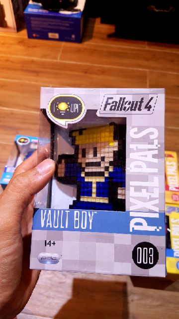 Mô hình 8bit có led Pixel Pals