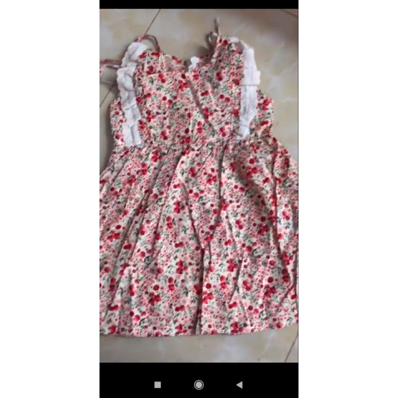 Đầm hoạ tiết xinh